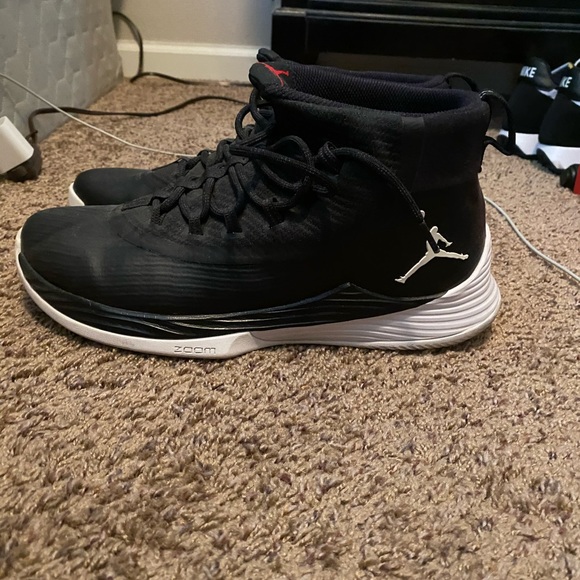 Jordan Ultra Fly 2 - Picture 2 of 4